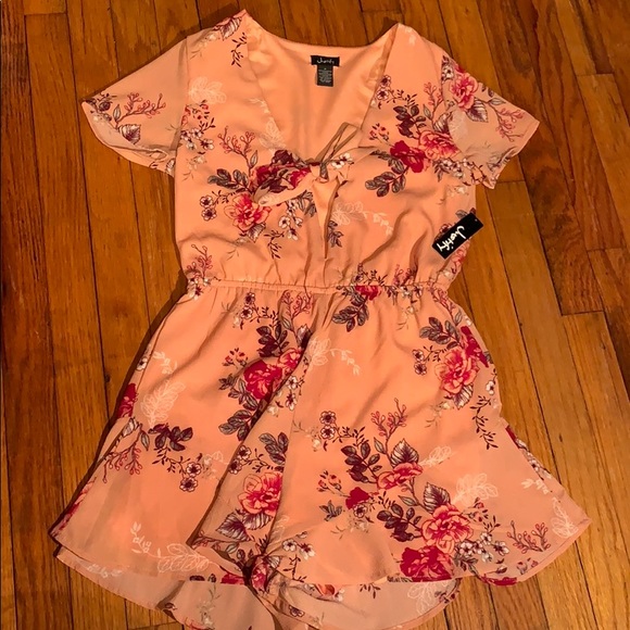 Medium Salmon Pink Floral Romper - Picture 1 of 4